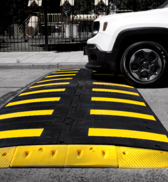 Reductores de Velocidad Vial: Soluciones Seguras para Tu Carretera