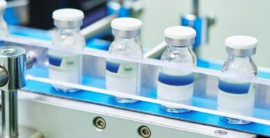 Vicente Salazar Pérez y Alejandro Higuera de la Garza, los gerentes detrás de Hisa Farmacéutica S.A. de C.V. 9 Vicente Salazar Pérez y Alejandro Higuera de la Garza, los gerentes detrás de Hisa Farmacéutica S.A. de C.V.